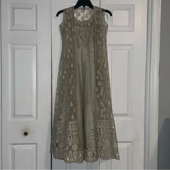 Pakastian Indian Chic Cream metallic Embroidered Maxi two piece dress 30  USA O - coffeafoods.com